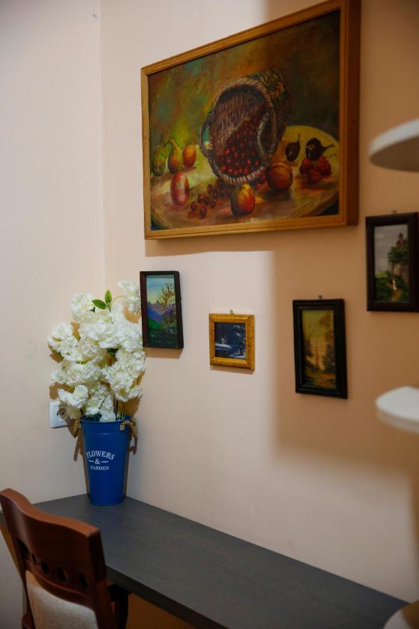 Apartment On Chubinashvili 30 Tbilisi Ngoại thất bức ảnh